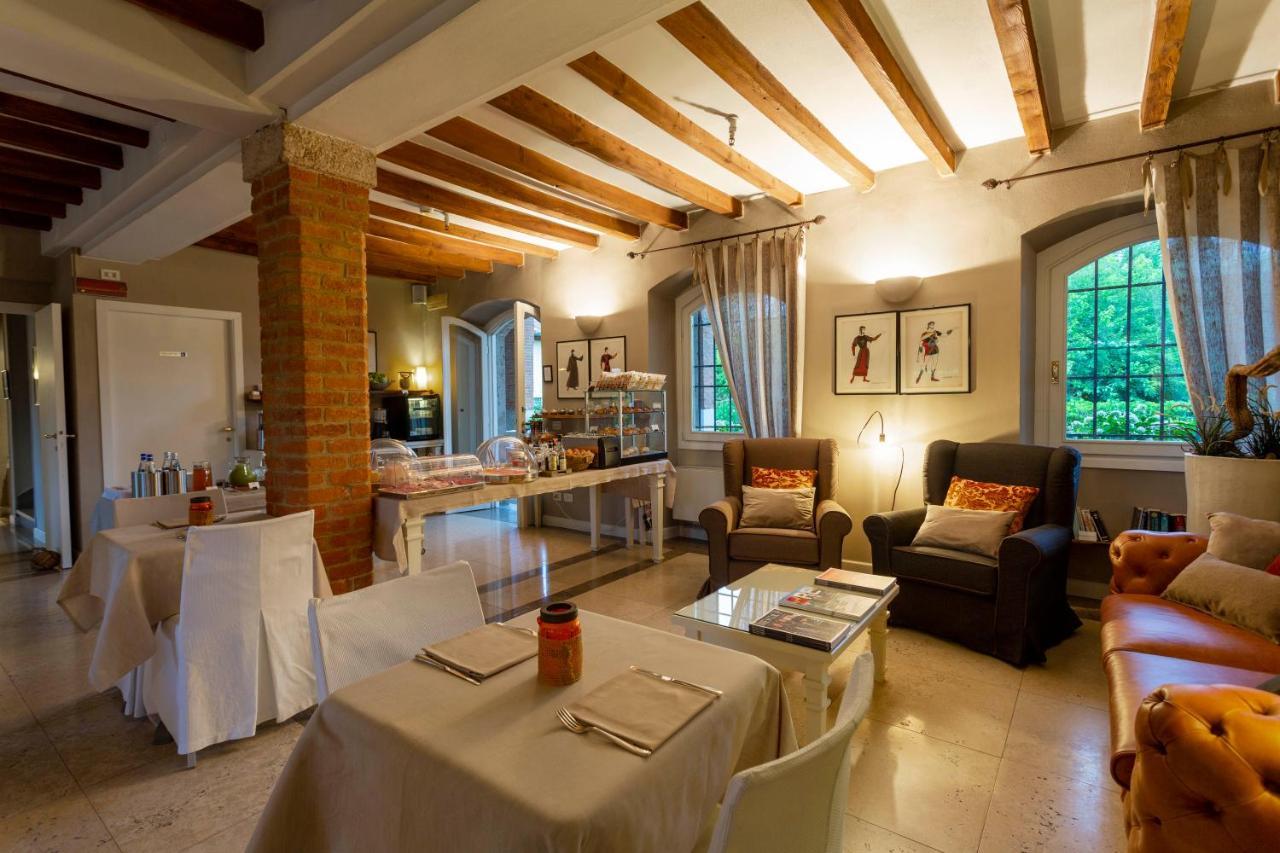 Santellone Resort Brescia Esterno foto