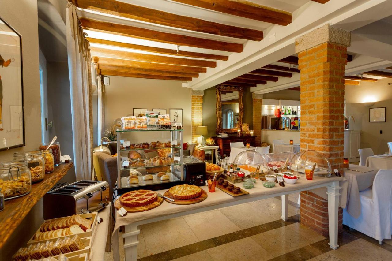 Santellone Resort Brescia Esterno foto