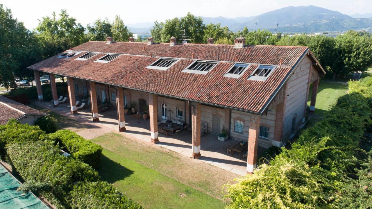Santellone Resort Brescia Esterno foto
