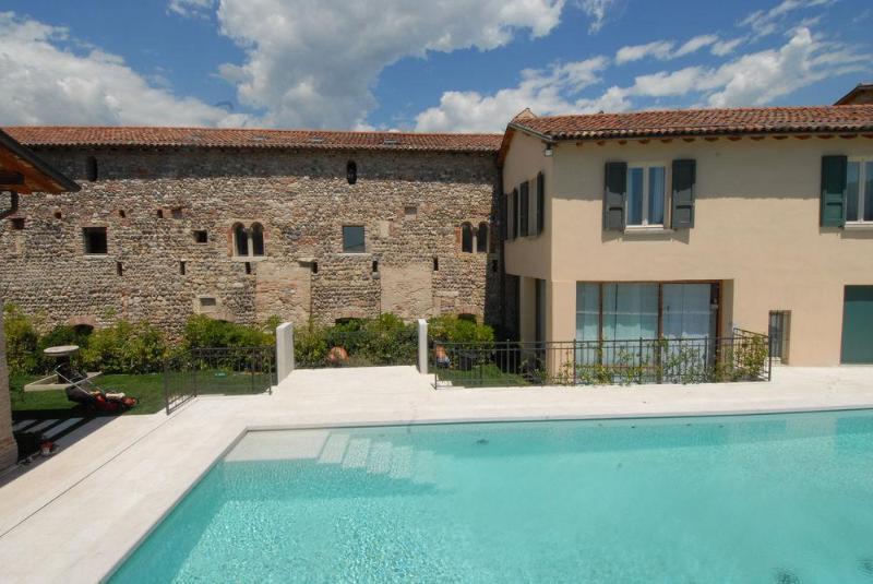 Santellone Resort Brescia Esterno foto